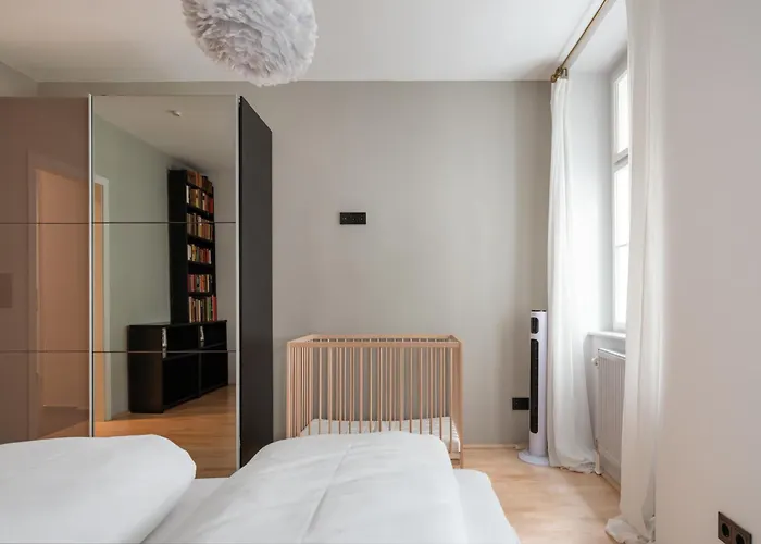 Luxurioeses Mitten Im Zentrum In Ruhelage Mit Ac Apartamento