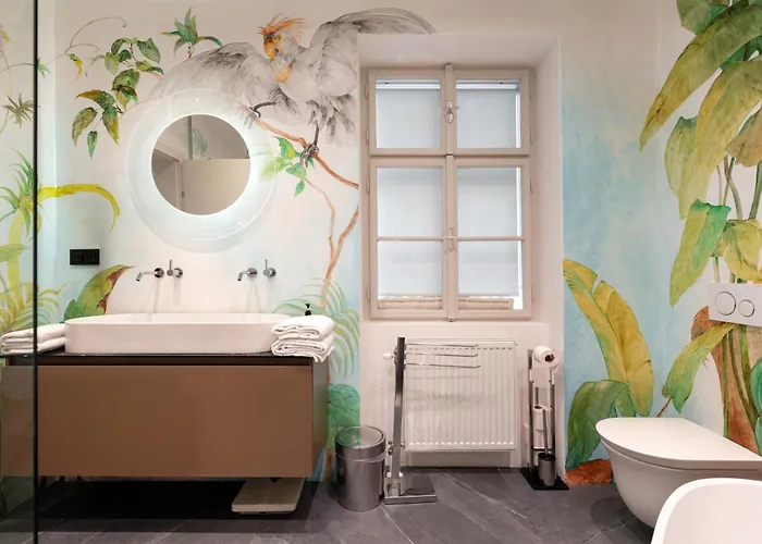 Apartamento Luxurioeses Mitten Im Zentrum In Ruhelage Mit Ac *