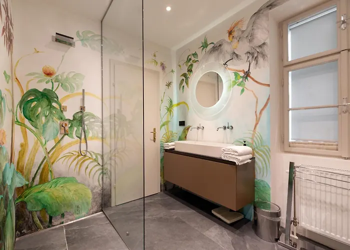 Luxurioeses Mitten Im Zentrum In Ruhelage Mit Ac * Viena