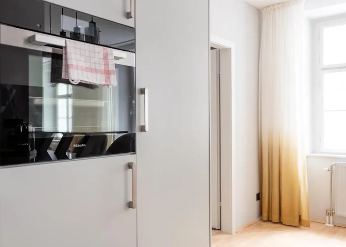 Luxurioeses Mitten Im Zentrum In Ruhelage Mit Ac * Viena